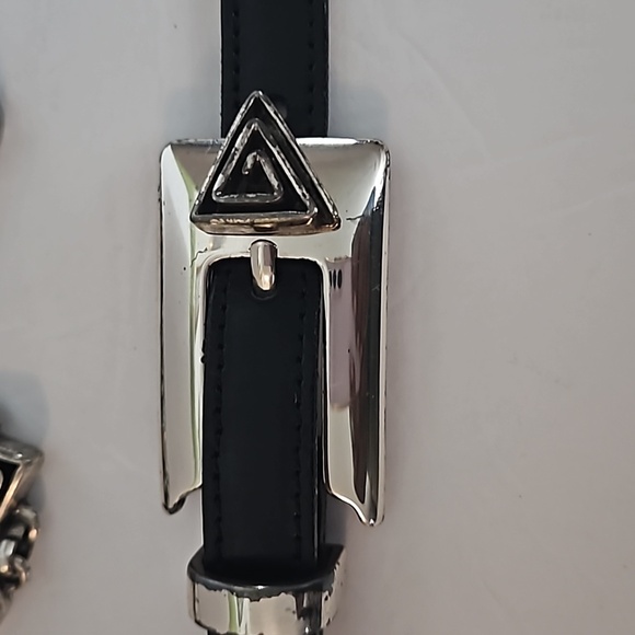 Streets Ahead  Belt Metal Design Detail sz M Black Pre-owned - Picture 3 of 8